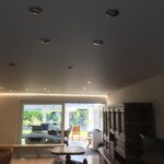 led-lichtband-weiß-matte-spanndecke-wohnzimmer-bruchsal-nach-der-montage
